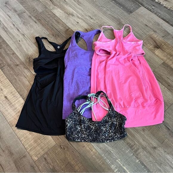 Lululemon bundle of tank tops and sport bra size 4 - Picture 1 of 4